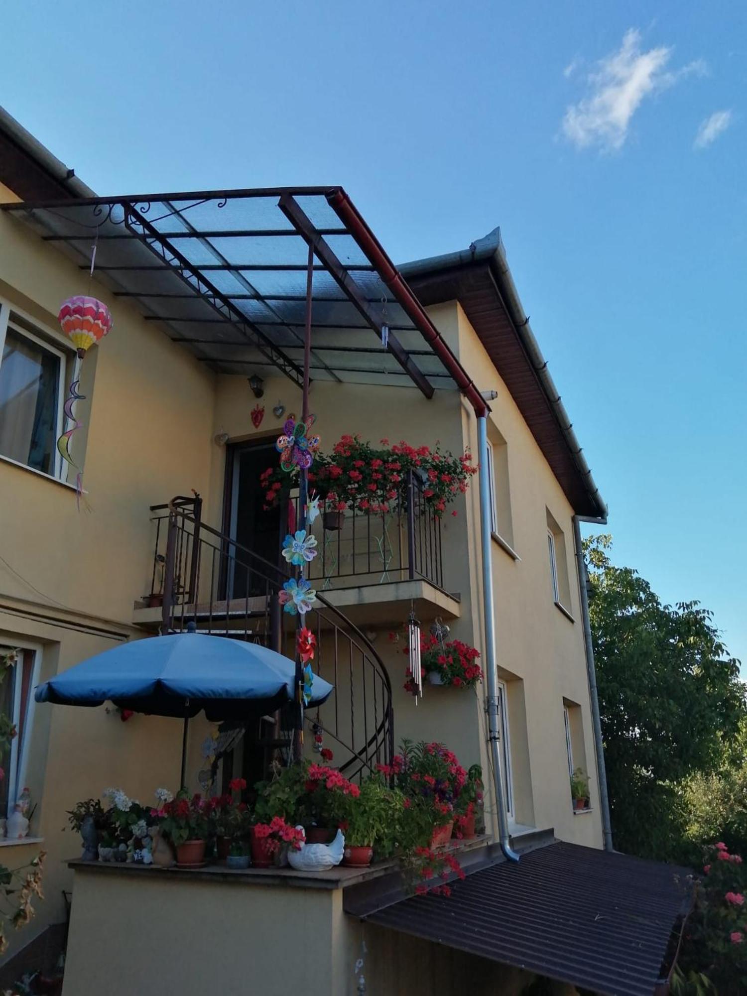 Apartament Cu Doua Camere Si Gradina Клуж-Напока Екстер'єр фото